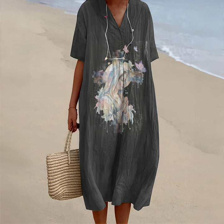 Christianartworkshop Aquarell-Midikleid mit Motiven der Jungfrau von Guadalupe und Schmetterlingen, V-Ausschnitt, kurze Ärmel - Schwarz - 4XL - image 0