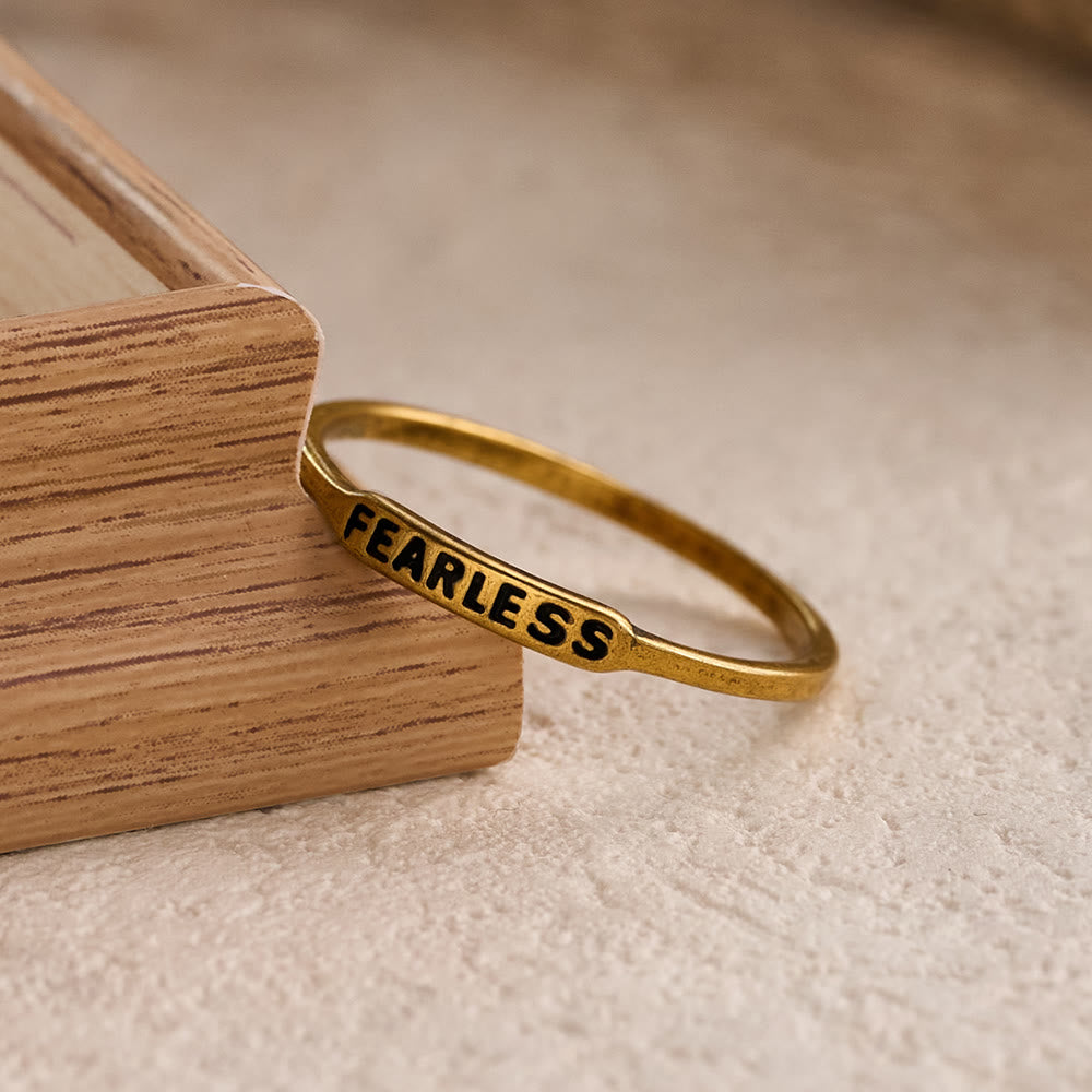 Christianartworkshop Elegantes, stapelbares Ring-Set mit eingraviertem Text BLESSED/FAITH/HOPE: Ein Symbol stiller Hingabe - image 8