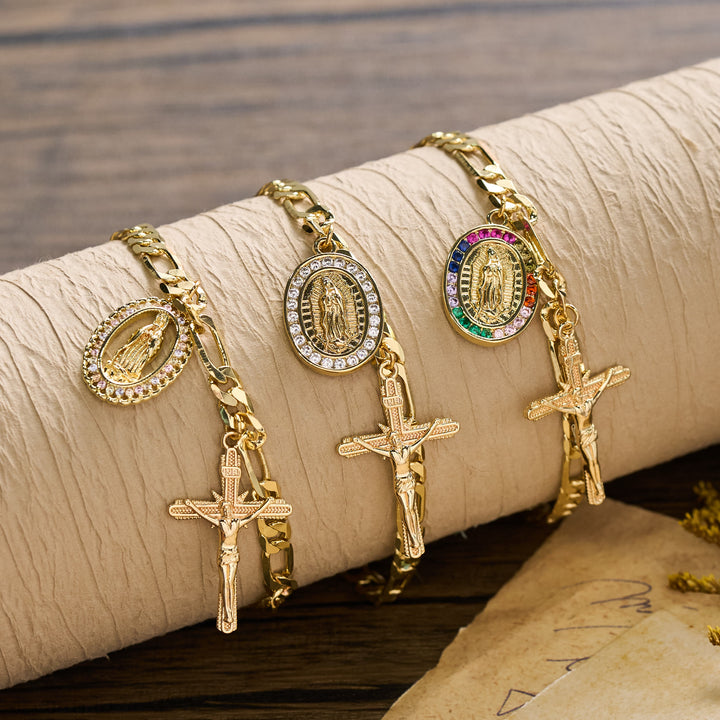 Christianartworkshop Figaro-Kettenarmband mit Guadalupe-Medaille, Strassrand und Kruzifix-Anhänger - image 0