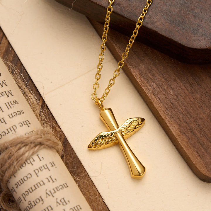 Christianartworkshop Halskette mit Engelsflügel-Kreuzanhänger in drei Ausführungen: Ein Symbol göttlicher Schutzliebe - Golden - image 2