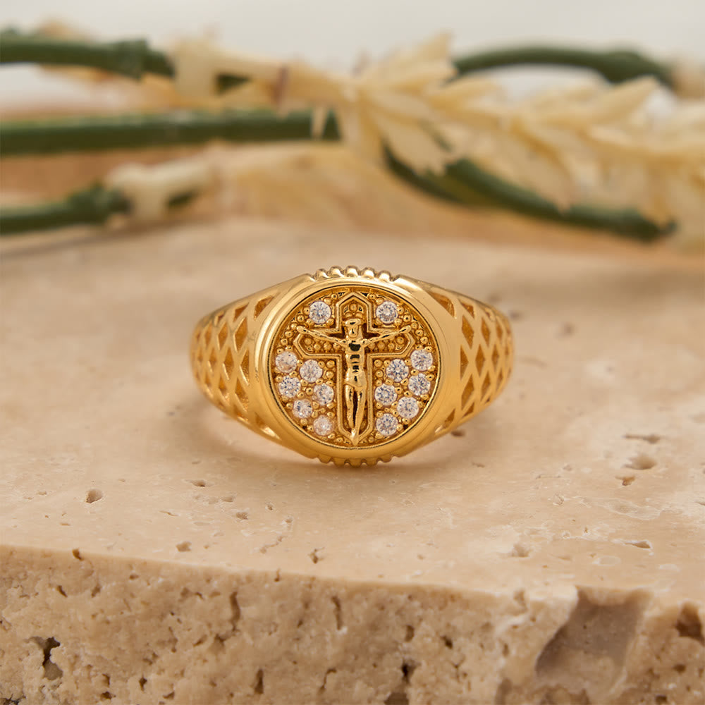 Christianartworkshop Ovaler Siegelring mit Zirkonia-Kreuz und hohlem Gitterband: Ein Symbol erlösender Gnade - Kruzifix (Geeignet für US-Größe 5-8) - image 0