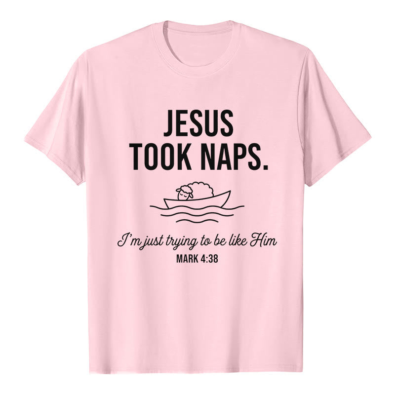 Christianartworkshop Lustiges Glaubenszitat: Schlafendes Lamm auf einem Boot – Minimalistisches Grafikdesign, Premium-Kurzarm-T-Shirt - Rosa - 2XL - image 3