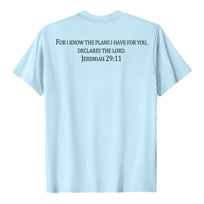 Christianartworkshop Denn ich kenne die Pläne, die ich für euch habe (Jeremia 29,11). Premium-T-Shirt mit kurzem Ärmel und Kreuz auf der Vorderseite, Bibelvers auf der Rückseite und Kreuz. - image 23