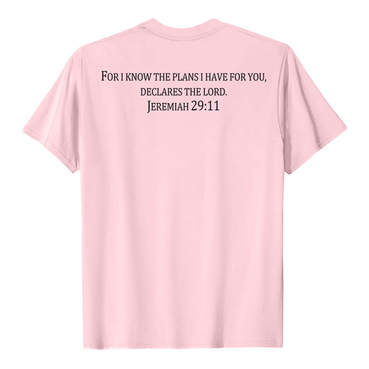 Christianartworkshop Denn ich kenne die Pläne, die ich für euch habe (Jeremia 29,11). Premium-T-Shirt mit kurzem Ärmel und Kreuz auf der Vorderseite, Bibelvers auf der Rückseite und Kreuz. - image 11