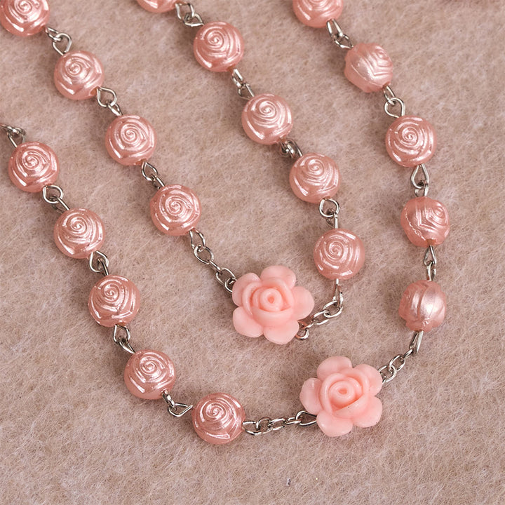 Christianartworkshop Glänzender Rosenkranz mit geprägten Rosenperlen und dreidimensionalem Blumendekor, Emaille-Medaille „Unsere Liebe Frau“ und antikes Kruzifix - image 4