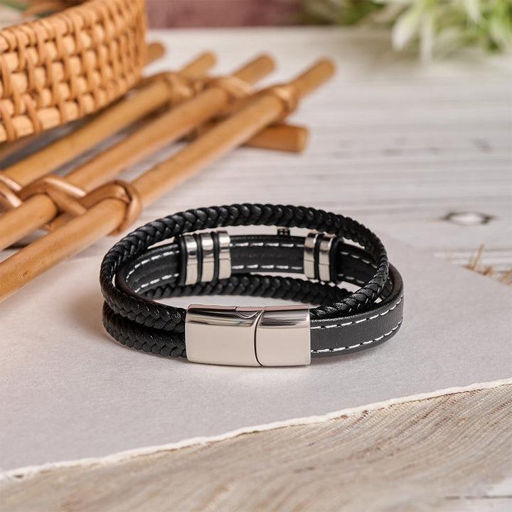 Christianartworkshop Mehrlagiges geflochtenes Lederarmband mit Zirkonia-Kreuz und dreifarbigem Metall-Zwischenstück - image 9