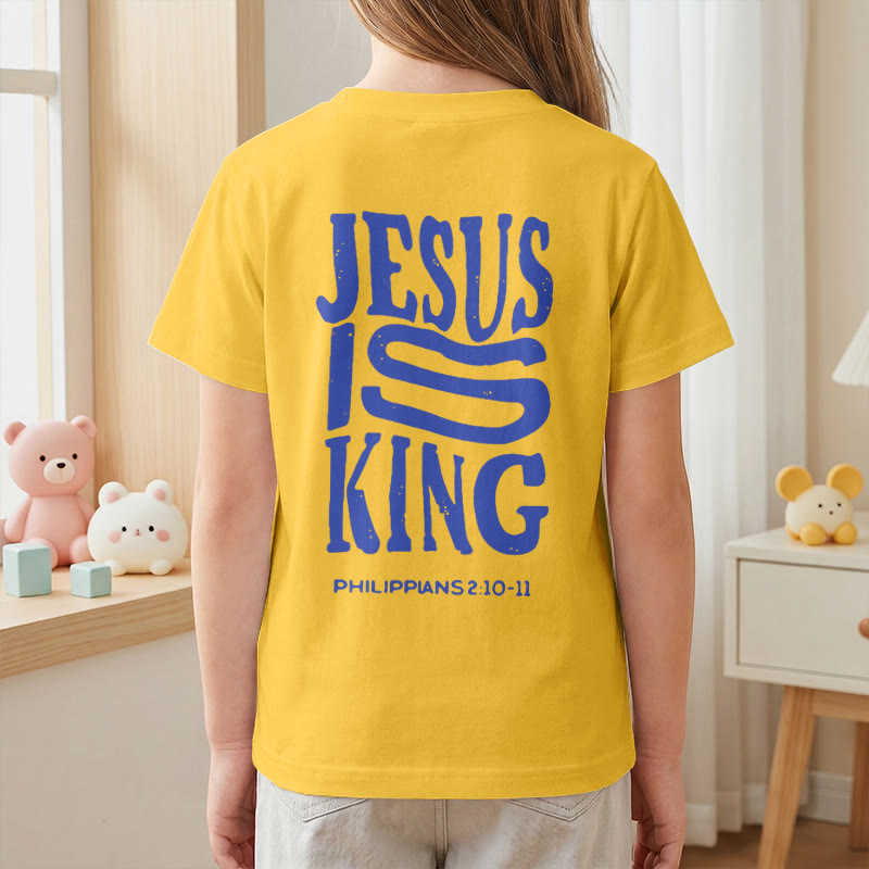 Christianartworkshop „Jesus ist König“ Philipper 2,10-11 Kinder-T-Shirt mit kurzen Ärmeln und auffälligem Aufdruck in abgenutzter, fetter Schrift auf Vorder- und Rückseite - image 35
