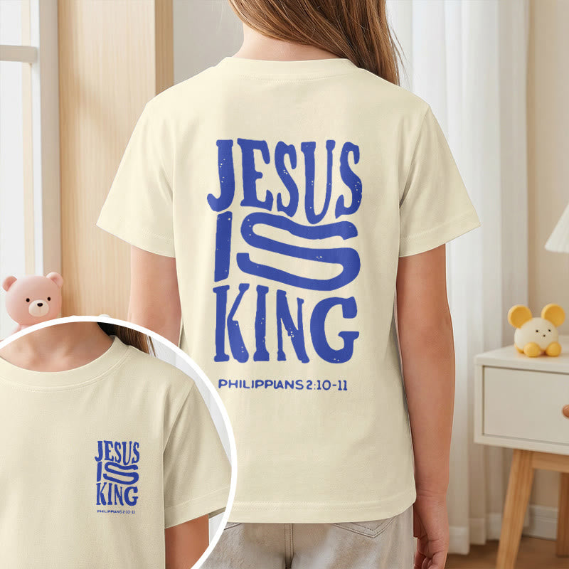 Christianartworkshop „Jesus ist König“ Philipper 2,10-11 Kinder-T-Shirt mit kurzen Ärmeln und auffälligem Aufdruck in abgenutzter, fetter Schrift auf Vorder- und Rückseite - image 2