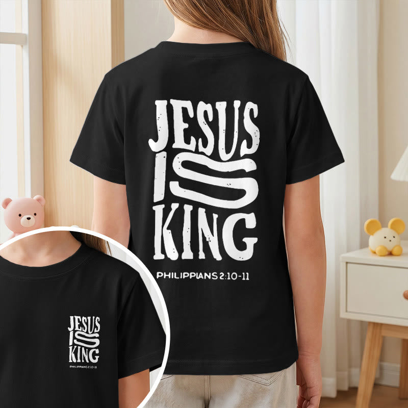 Christianartworkshop „Jesus ist König“ Philipper 2,10-11 Kinder-T-Shirt mit kurzen Ärmeln und auffälligem Aufdruck in abgenutzter, fetter Schrift auf Vorder- und Rückseite - image 38