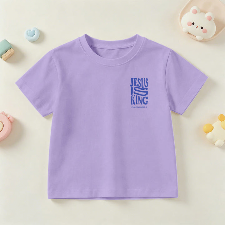 Christianartworkshop „Jesus ist König“ Philipper 2,10-11 Kinder-T-Shirt mit kurzen Ärmeln und auffälligem Aufdruck in abgenutzter, fetter Schrift auf Vorder- und Rückseite - image 48