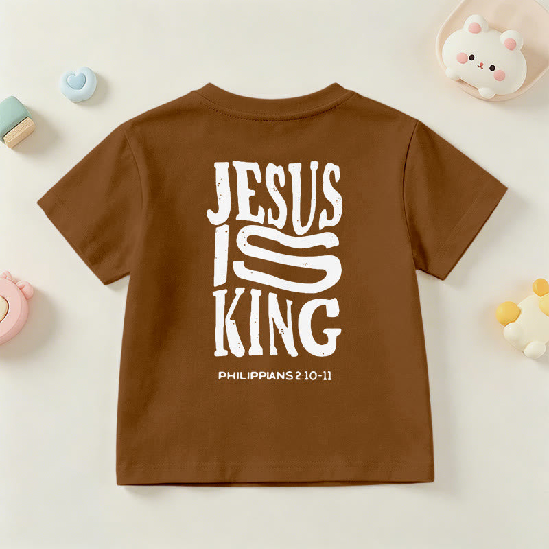 Christianartworkshop „Jesus ist König“ Philipper 2,10-11 Kinder-T-Shirt mit kurzen Ärmeln und auffälligem Aufdruck in abgenutzter, fetter Schrift auf Vorder- und Rückseite - image 24