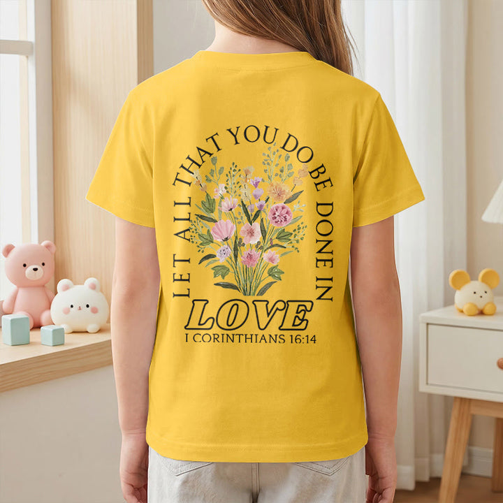 Christianartworkshop Klassisches Kurzarm-T-Shirt mit Blumenmuster und dem Aufdruck „Alles, was ihr tut, geschehe in Liebe“ für Kinder - image 35