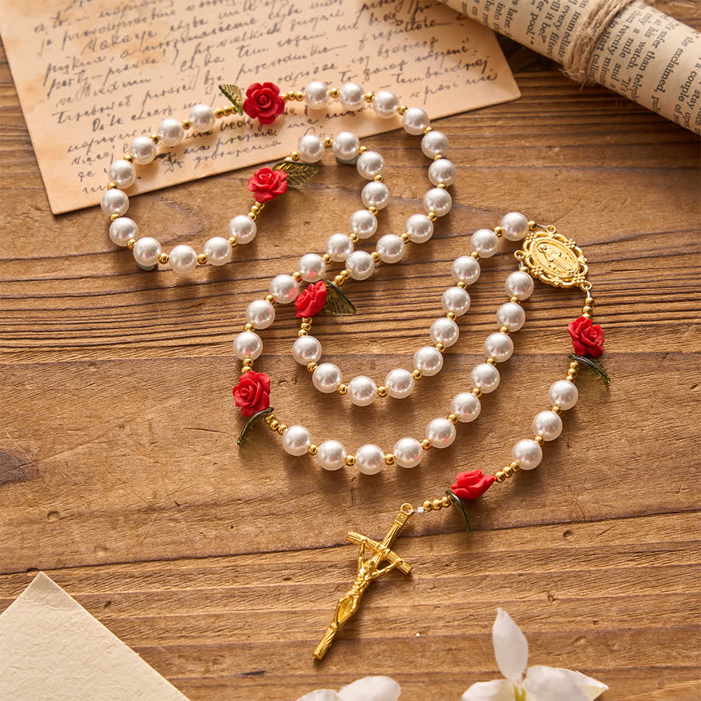 Christianartworkshop Klassischer Rosenkranz aus Elfenbein und roten Rosen: Sanfte, elegante Marienverehrung - image 2