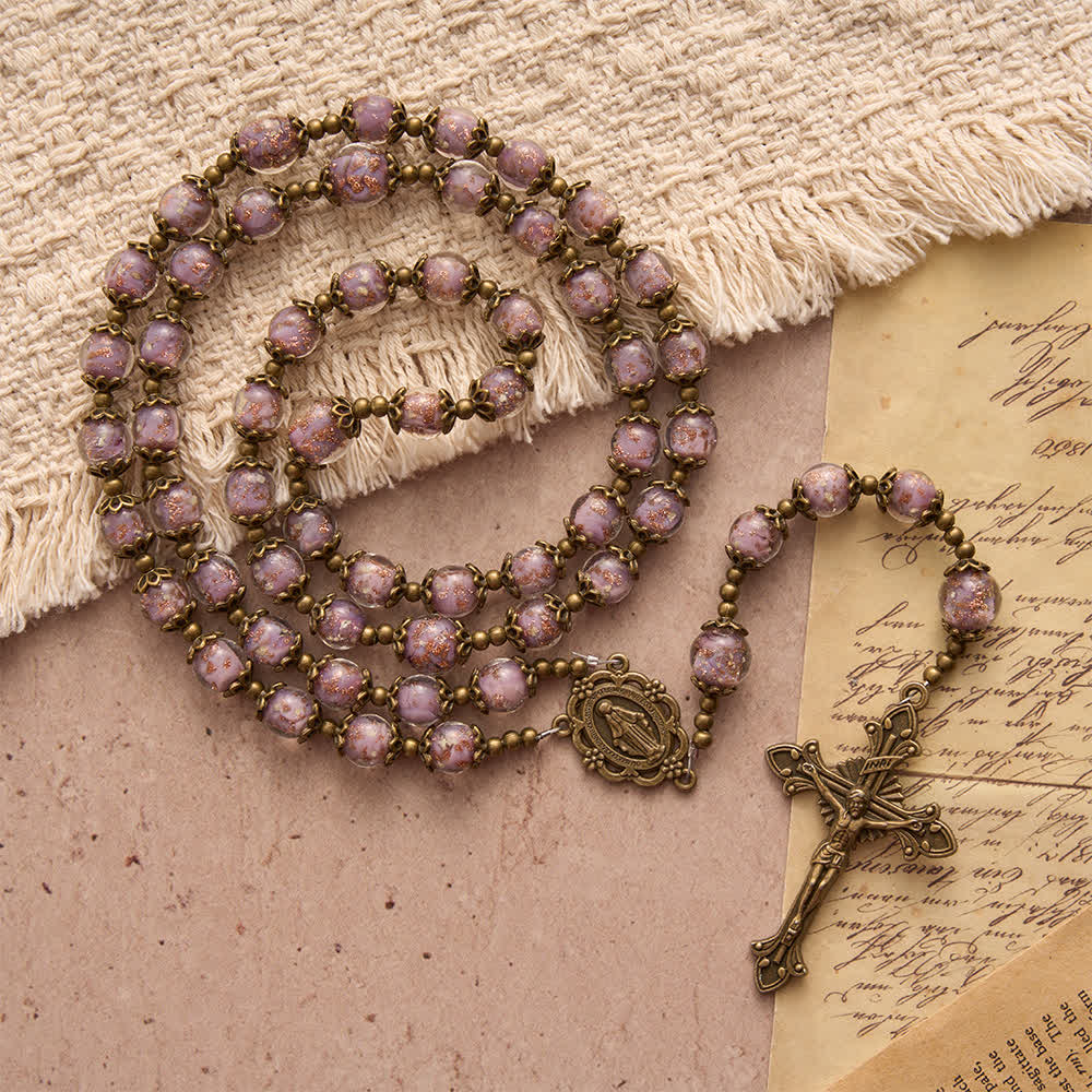 Christianartworkshop Katholischer Rosenkranz mit schimmernden Lavendelperlen, Marienmedaille und Kruzifix - image 2