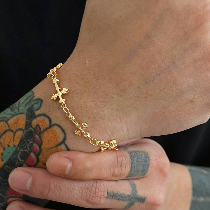 Christianartworkshop Armband mit strukturierter Reliefstruktur, vielen kleinen, kreuzverknüpften Ketten und verstellbarer Verlängerung - image 2