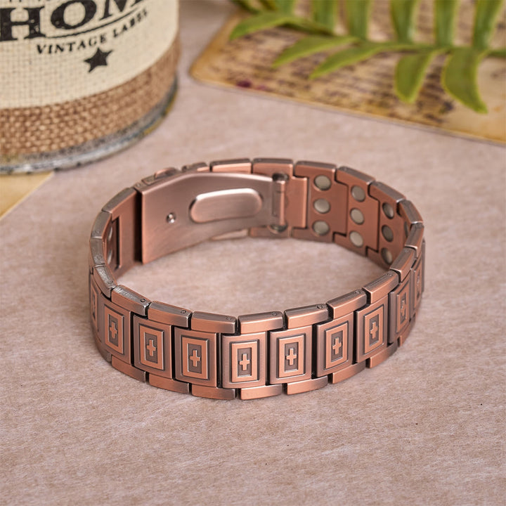 Christianartworkshop Gliederarmband im Uhrenarmband-Stil mit vertieftem, geprägtem Kreuz auf jedem rechteckigen Glied - image 2