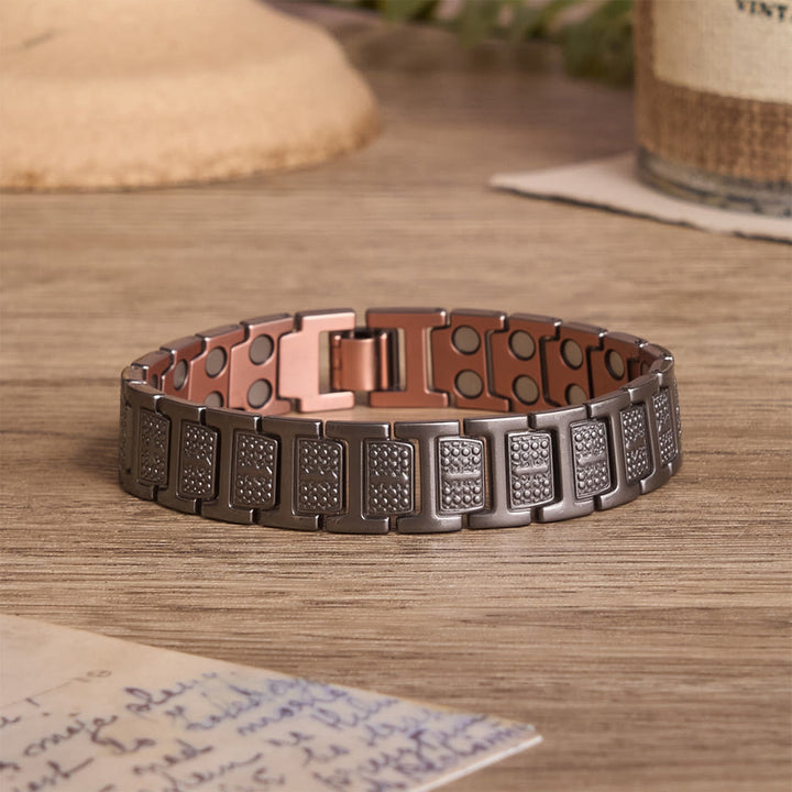 Christianartworkshop Rechteckiges Gliederarmband mit eingefasstem Kreuzmotiv aus Perlen und verstellbarem Faltverschluss - Schwarz - image 5