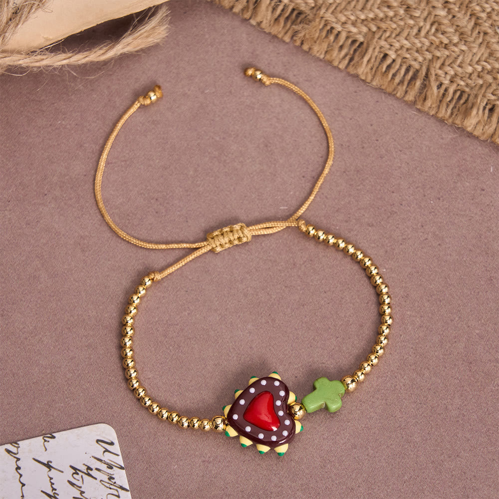 Christianartworkshop Armband im Cartoon-Stil mit handverziertem Herz-Jesu-Motiv und kleinem Kreuz, verziert mit goldenen Perlen und verstellbarer Kordel - D - image 8