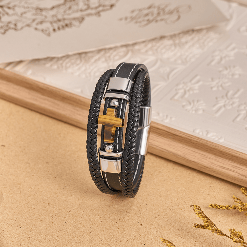 Christianartworkshop Doppelt geflochtenes Lederarmband mit poliertem Steinkreuz und zwei seitlichen Metallperlen - Silber - 23 cm - image 4