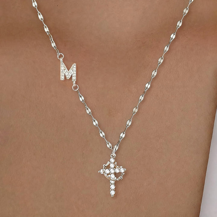 Christianartworkshop Personalisierte Halskette mit Krone und Kreuz in Gold- und Silberoptik mit AZ-Anfangsbuchstaben: Individueller Anhänger mit Monogramm des heiligen Glaubens - M - Silber - image 42