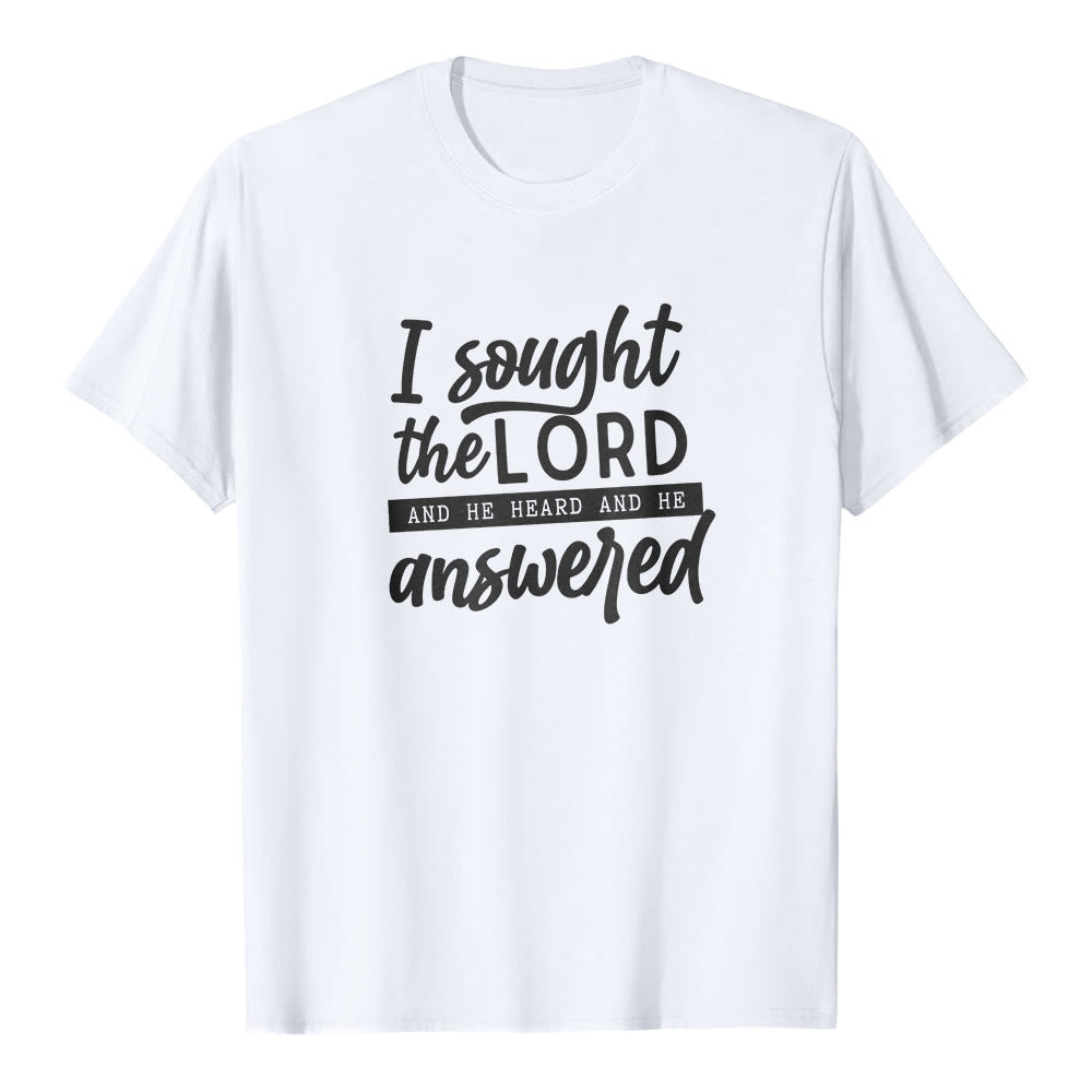 Christianartworkshop „Ich suchte den Herrn, und er hörte und antwortete“ – Hochwertiges Kurzarm-T-Shirt mit Bibelvers - Weiß - 2XL - image 1