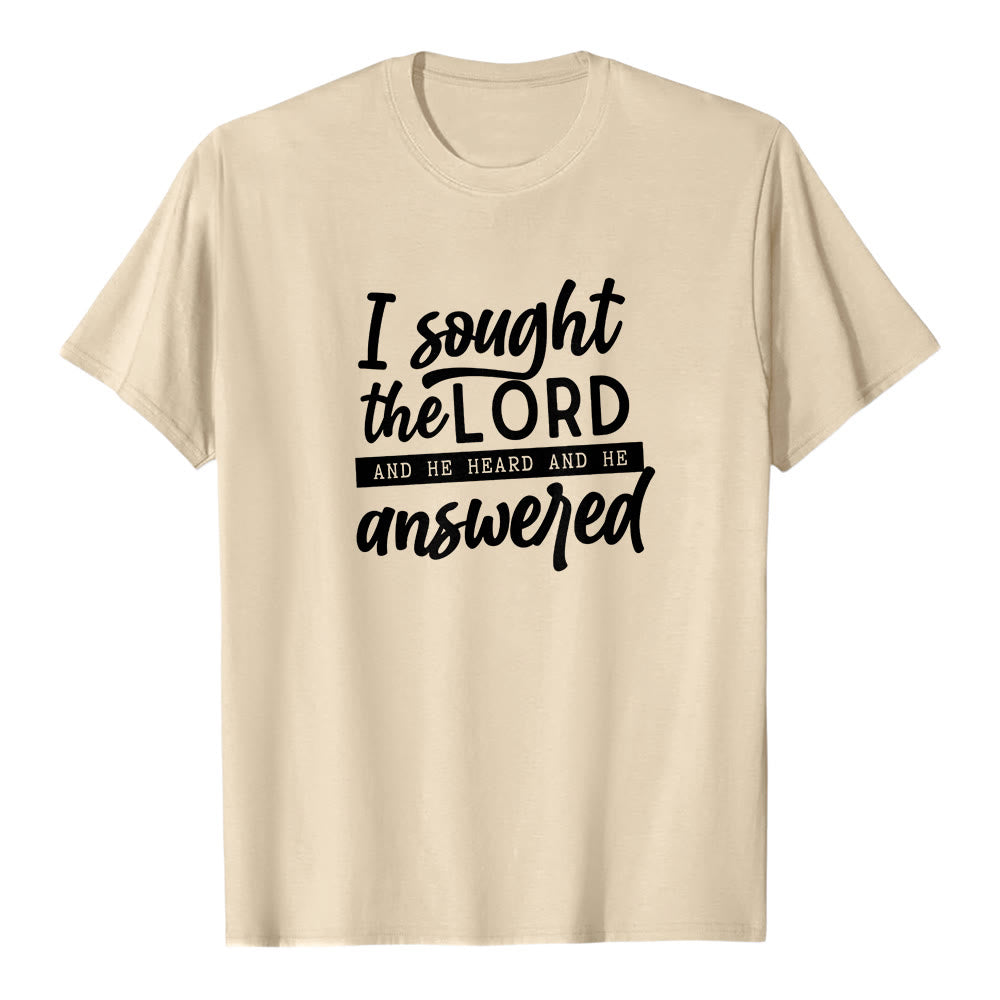 Christianartworkshop „Ich suchte den Herrn, und er hörte und antwortete“ – Hochwertiges Kurzarm-T-Shirt mit Bibelvers - Beige - 2XL - image 4