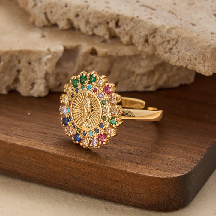Christianartworkshop Verstellbarer offener Ring mit farbenfrohem Zirkon-Halo und Anhänger mit der Jungfrau von Guadalupe: Ein Symbol zärtlicher mütterlicher Gnade - image 9