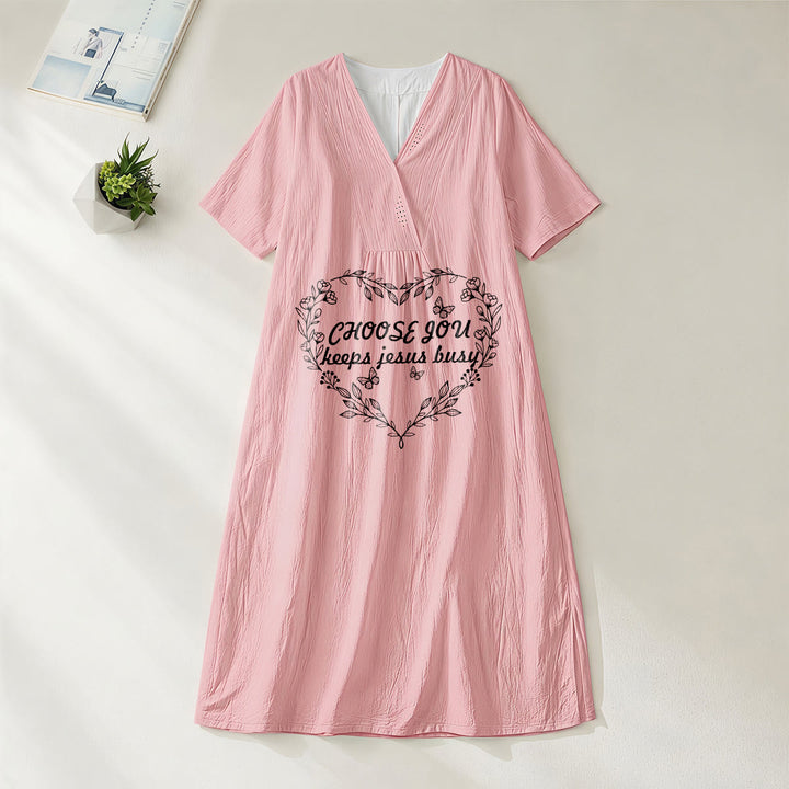 Christianartworkshop Einfarbiges Midikleid mit Liebesbotschaft, Regenbogenherz und Slogan, V-Ausschnitt und kurzen Ärmeln - Rosa - 4XL - image 20