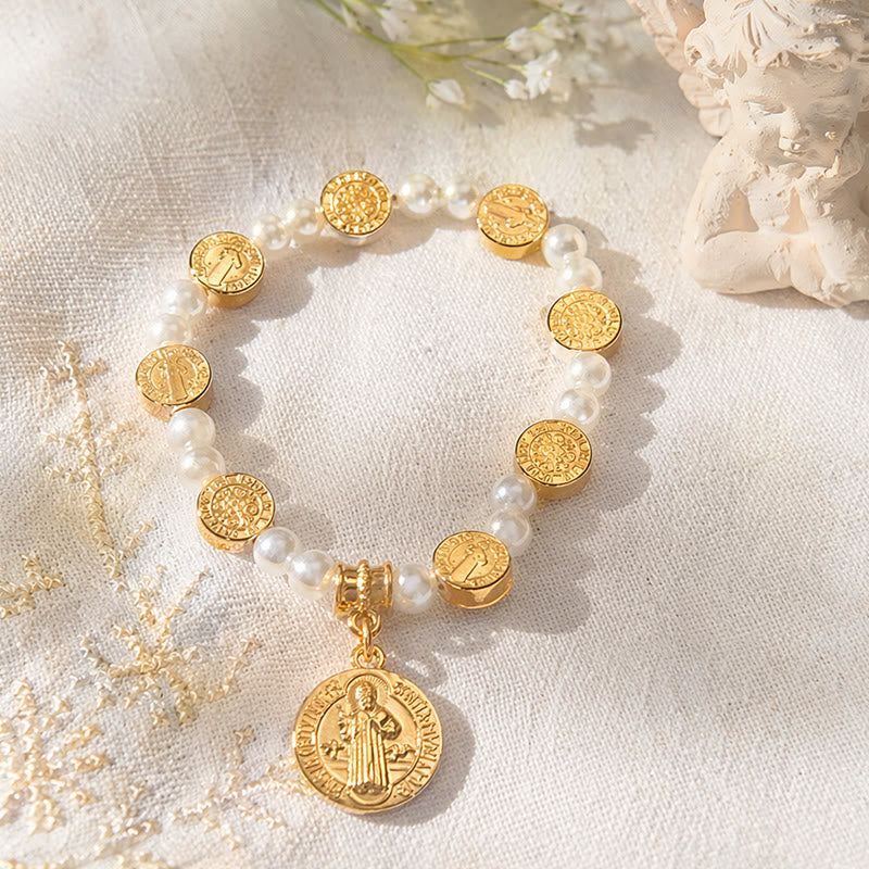 Christianartworkshop Zweifarbiges, graviertes Armband mit St.-Benedikt-Medaille aus elastischen Perlen: Ein Symbol heiligen Schutzes - image 1