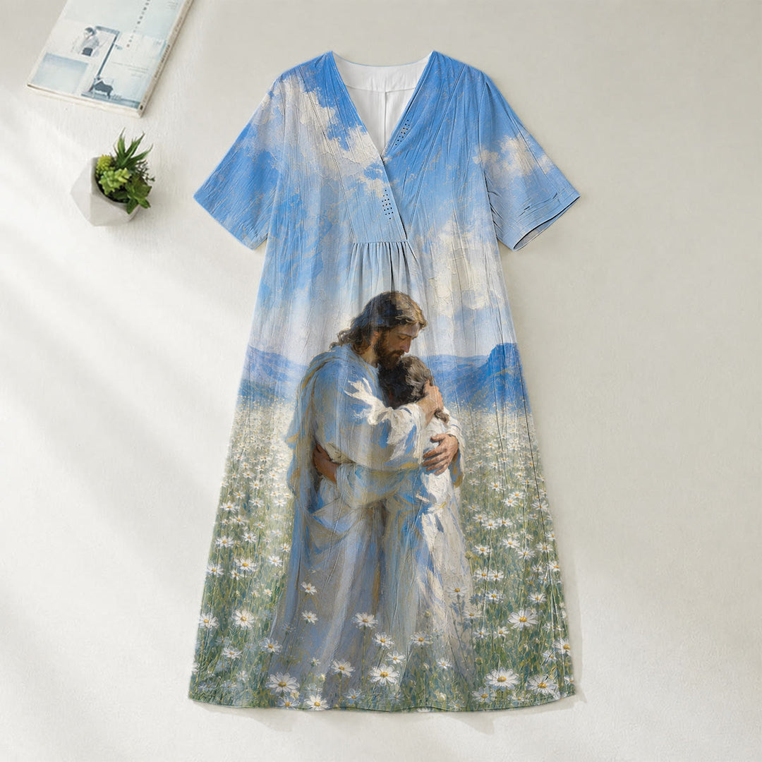 Christianartworkshop Jesus umarmt Kind auf einem Gänseblümchenfeld Kunstdruck V-Ausschnitt Kurzarm Midikleid - 4XL - image 0