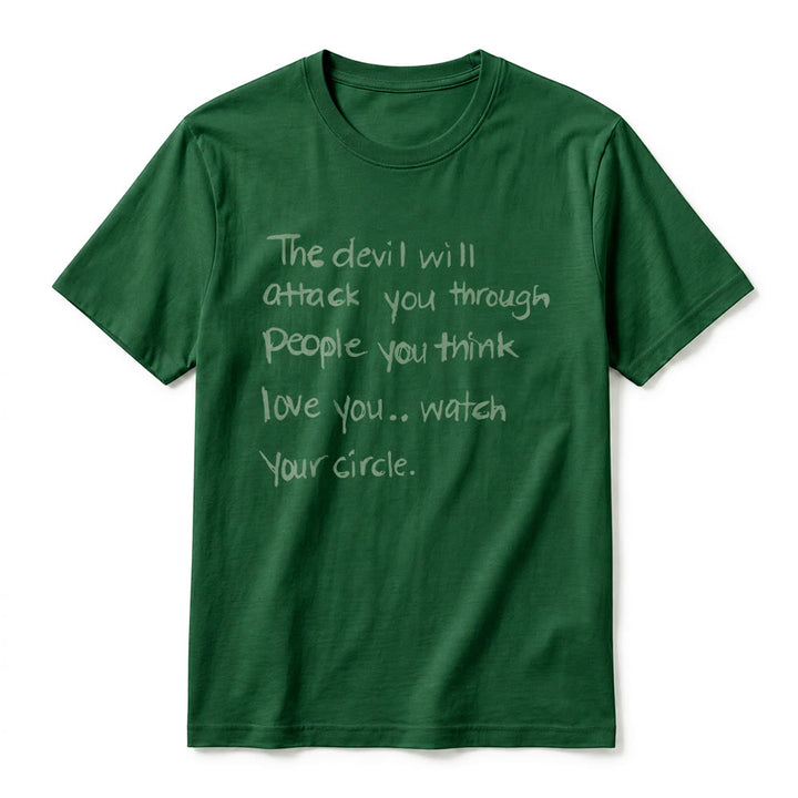 Christianartworkshop „Der Teufel wird dich durch Menschen angreifen, von denen du glaubst, dass sie dich lieben“ – Premium-Kurzarm-T-Shirt - image 24