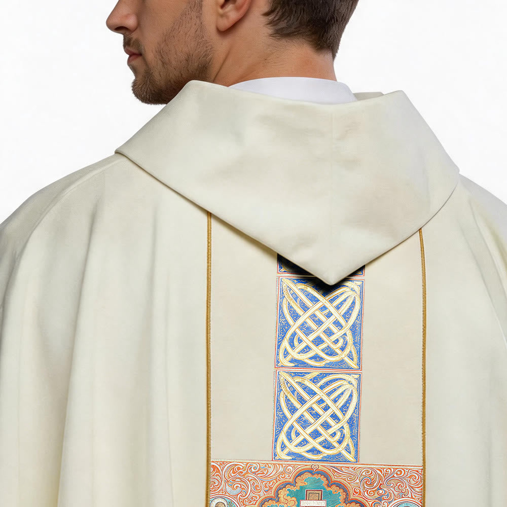 Christianartworkshop Elegante bedruckte Kasel mit zentralem Kruzifix, INRI-Inschrift und kunstvollem keltischem Knotenmuster - image 6