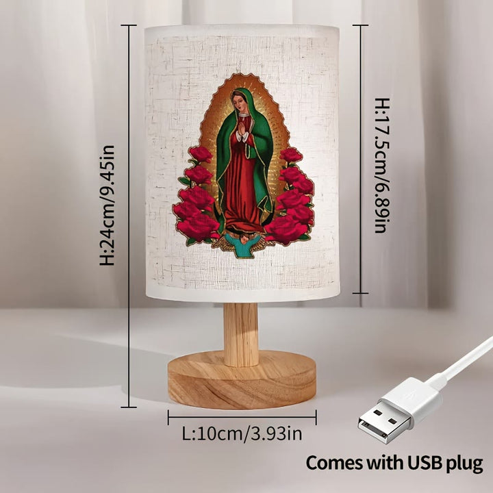 Christianartworkshop Tischlampe mit Stoffschirm und Naturholzfuß, Motiv: Unsere Liebe Frau von Guadalupe – Ein Symbol sanfter nächtlicher Segnungen. - image 4