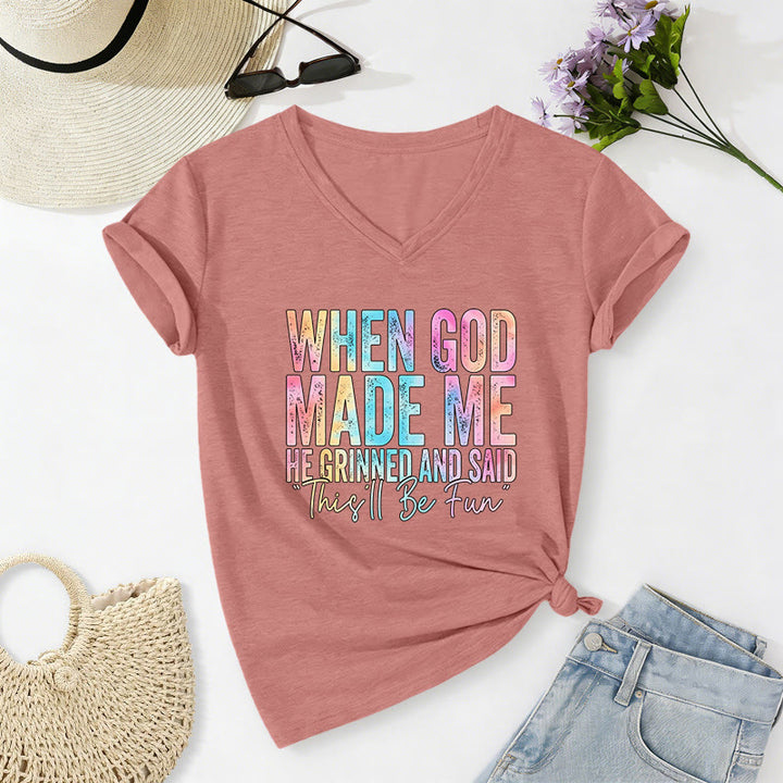 Christianartworkshop „Als Gott mich schuf“ Buntes, lässiges T-Shirt mit Farbverlauf und V-Ausschnitt - Hellrosa - 2XL - image 16
