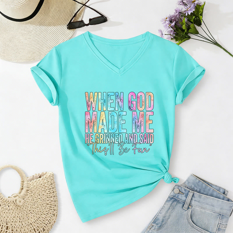 Christianartworkshop „Als Gott mich schuf“ Buntes, lässiges T-Shirt mit Farbverlauf und V-Ausschnitt - Himmelblau - 2XL - image 14