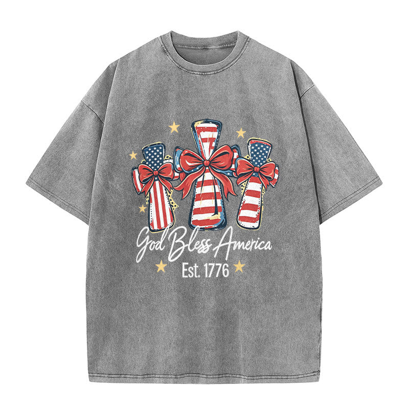 Christianartworkshop Coquette Bow American Flag Love Washed Unisex T-Shirt - Grau - 5XL - image 1
