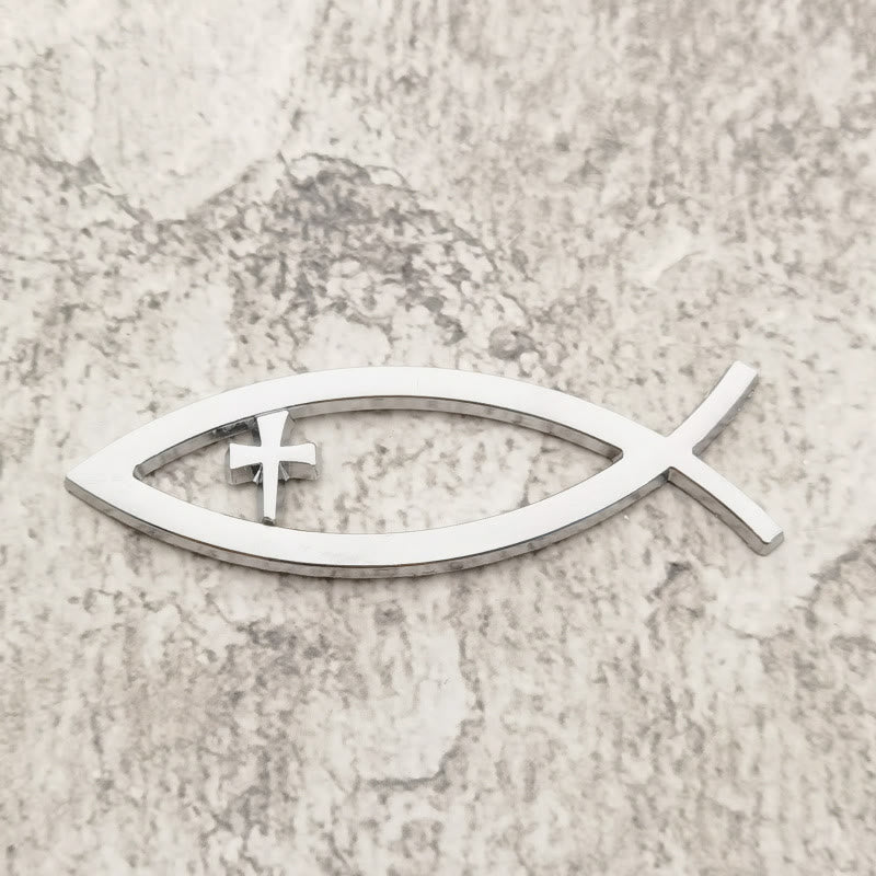 Christianartworkshop Autoaufkleber mit Ichthys-Hohlfisch-Rahmen und Kreuz: Ein Symbol für unerschütterlichen Glauben und Schutz auf der Reise - Silber - image 1