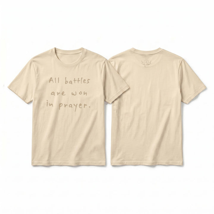 Christianartworkshop Alle Schlachten werden im Gebet gewonnen – Glaubensbestätigung – Premium-T-Shirt mit kurzen Ärmeln - Beige - 2XL - image 13