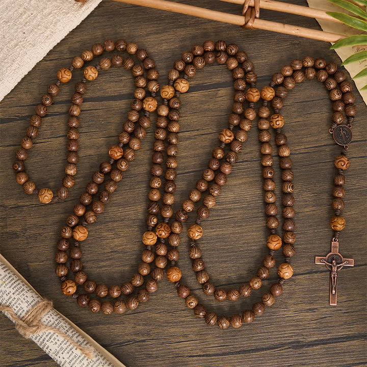 Christianartworkshop Traditioneller Rosenkranz aus Holz mit 15/20 Dekaden, verziert mit dem heiligen Benedikt und einem Kruzifix. - image 6