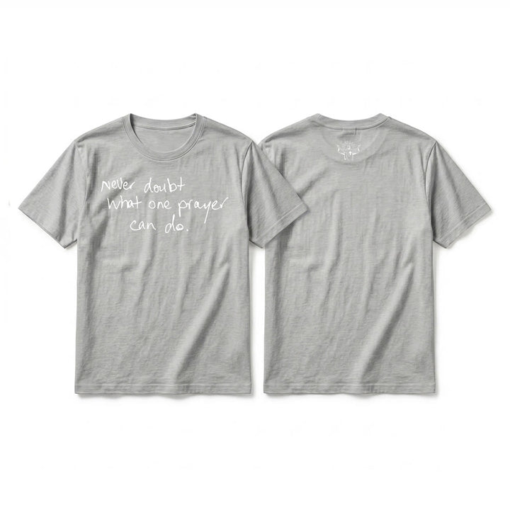 Christianartworkshop „Zweifle niemals daran, was ein Gebet bewirken kann“ Premium-Kurzarm-T-Shirt - Grau - 2XL - image 13