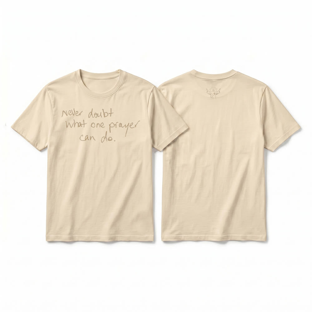 Christianartworkshop „Zweifle niemals daran, was ein Gebet bewirken kann“ Premium-Kurzarm-T-Shirt - Beige - 2XL - image 16