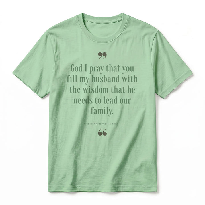 Christianartworkshop „Gott, ich bete, dass du meinen Mann mit Weisheit erfüllst“ Premium-Kurzarm-T-Shirt - image 23