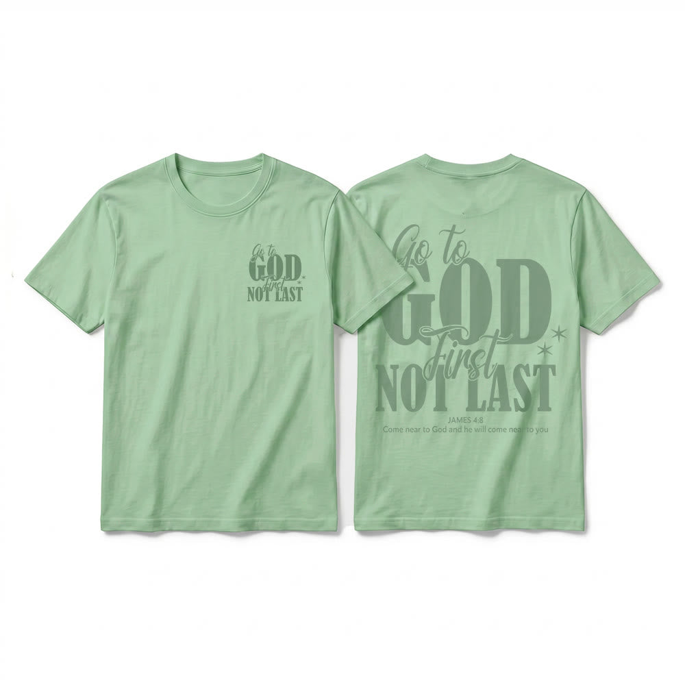 Christianartworkshop „Geh zuerst zu Gott“ – Premium-T-Shirt mit Glaubenserinnerung und kurzen Ärmeln - Hellgrün - 2XL - image 25