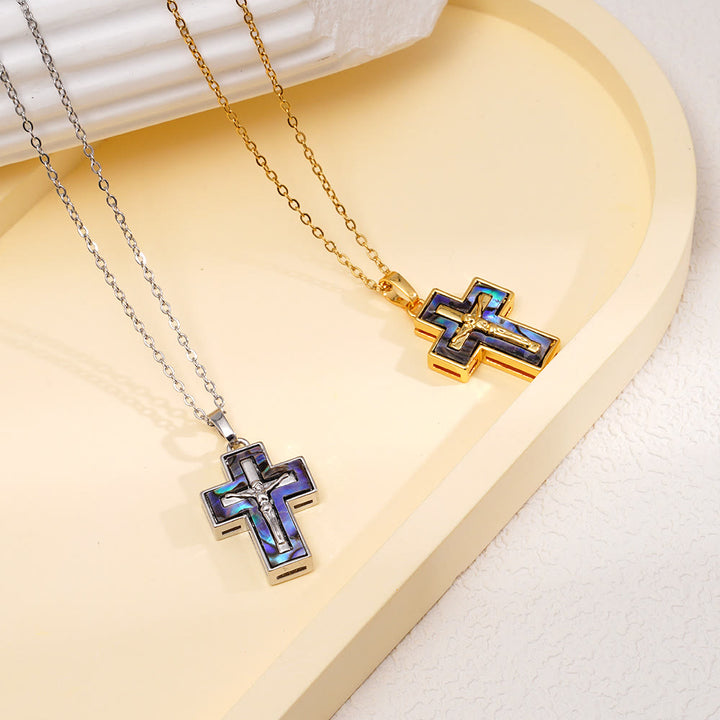 Christianartworkshop Mehrreihige Kruzifix-Halskette mit Anhänger: Ein Symbol der Erlösung und ewigen Gnade - image 2
