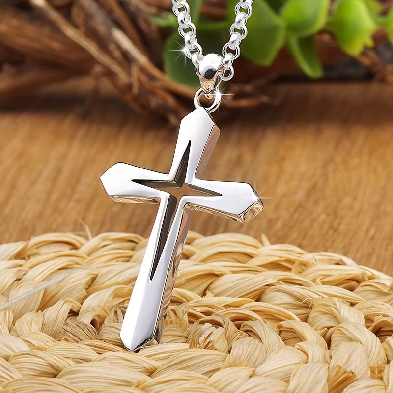 Christianartworkshop Elegante, geschwungene Kreuzanhänger-Halskette: Verkörperung unerschütterlicher Anmut und himmlischen Segens - Silber - image 0