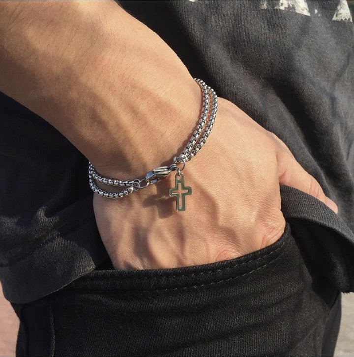 Christianartworkshop Minimalistisches Kreuz-Charm-Armband: Ein zeitloses Symbol heiliger Hingabe und unvergänglicher Hoffnung - image 4