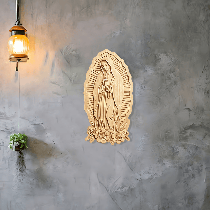 Christianartworkshop Strahlender Heiligenschein – Wandplakette aus Holz mit der Jungfrau von Guadalupe: Symbol des sanften Schutzes - image 1