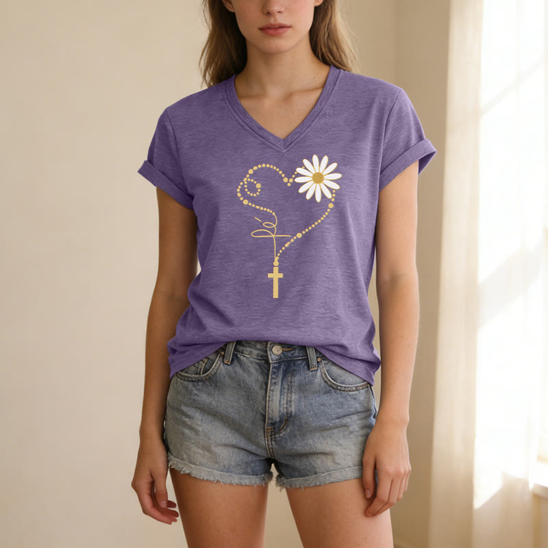 Christianartworkshop Lässiges T-Shirt mit goldenem Punkt, Herz, Kreuz und Gänseblümchenmuster sowie V-Ausschnitt - image 19