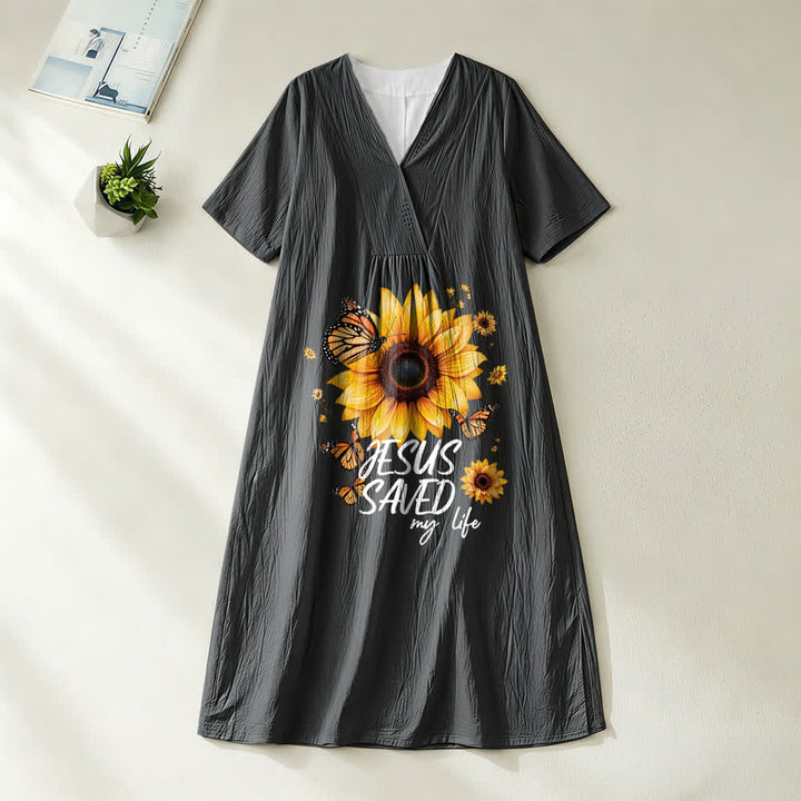 Christianartworkshop „Jesus Saved My Life“ Sonnenblumen- und Schmetterlings-Midikleid mit V-Ausschnitt und kurzen Ärmeln - Schwarz - 4XL - image 4