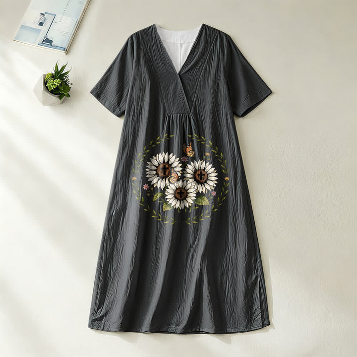 Christianartworkshop Andachtskleid mit Sonnenblumenkreuz und Schmetterlingskranz, V-Ausschnitt und kurzen Ärmeln, Midi-Länge - Schwarz - 4XL - image 4